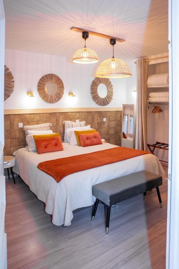 Bourgoin-Jallieu Hotel Des Dauphins מראה חיצוני תמונה